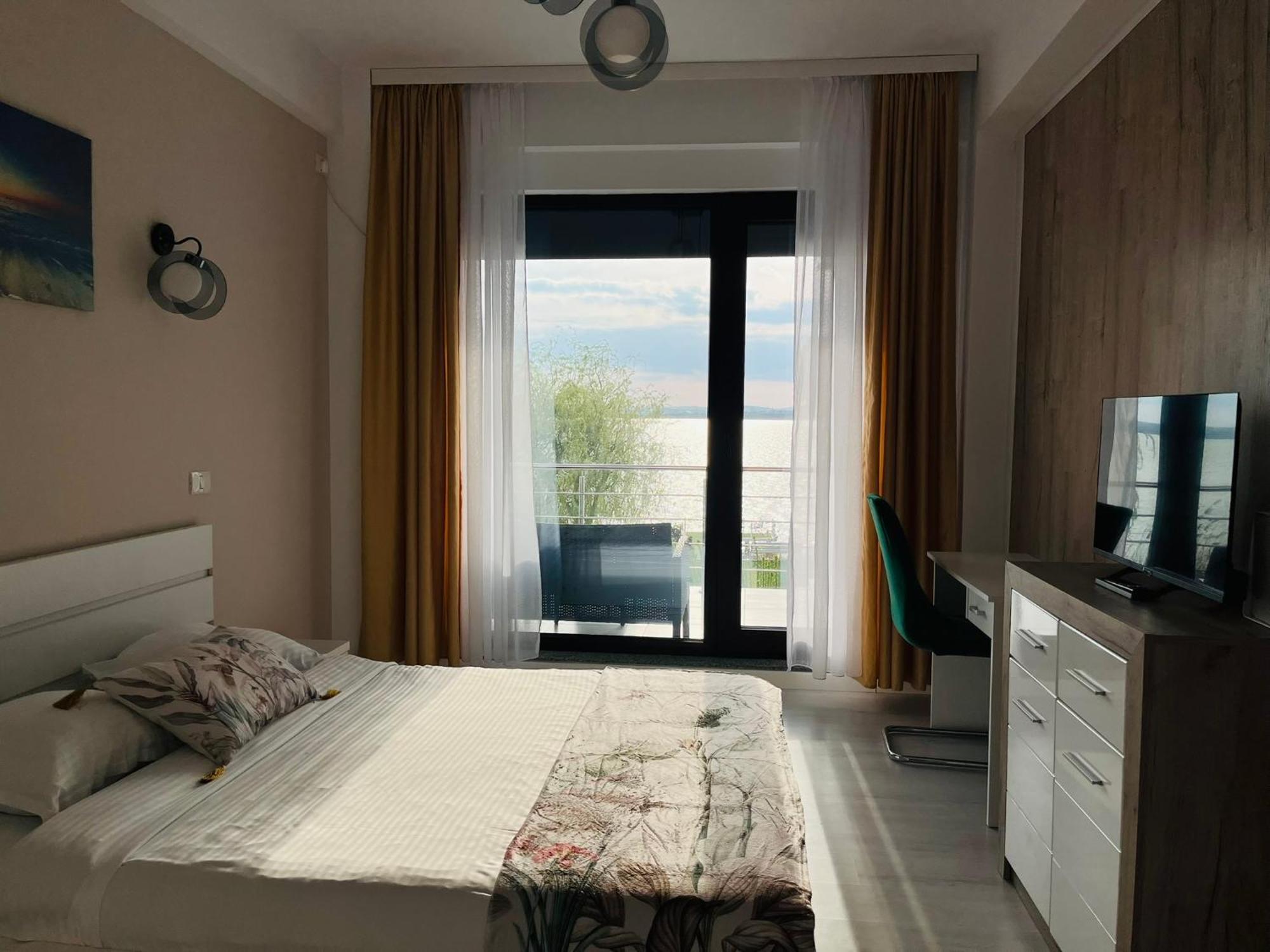 Roapart- Sunset Dream Apartament 2 Dormitoare Vedere Lac Si Parcare Mamaia Kültér fotó