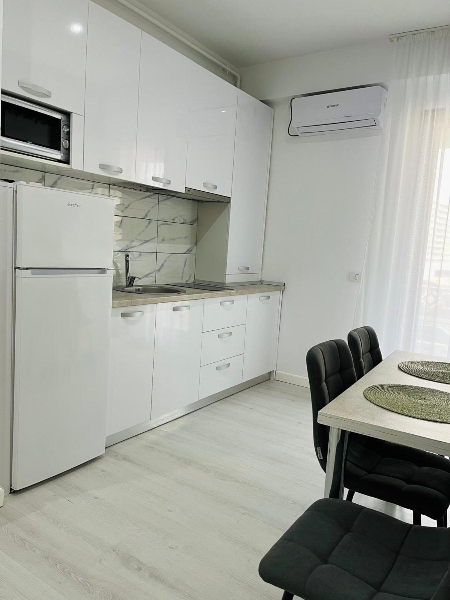 Roapart- Sunset Dream Apartament 2 Dormitoare Vedere Lac Si Parcare Mamaia Kültér fotó