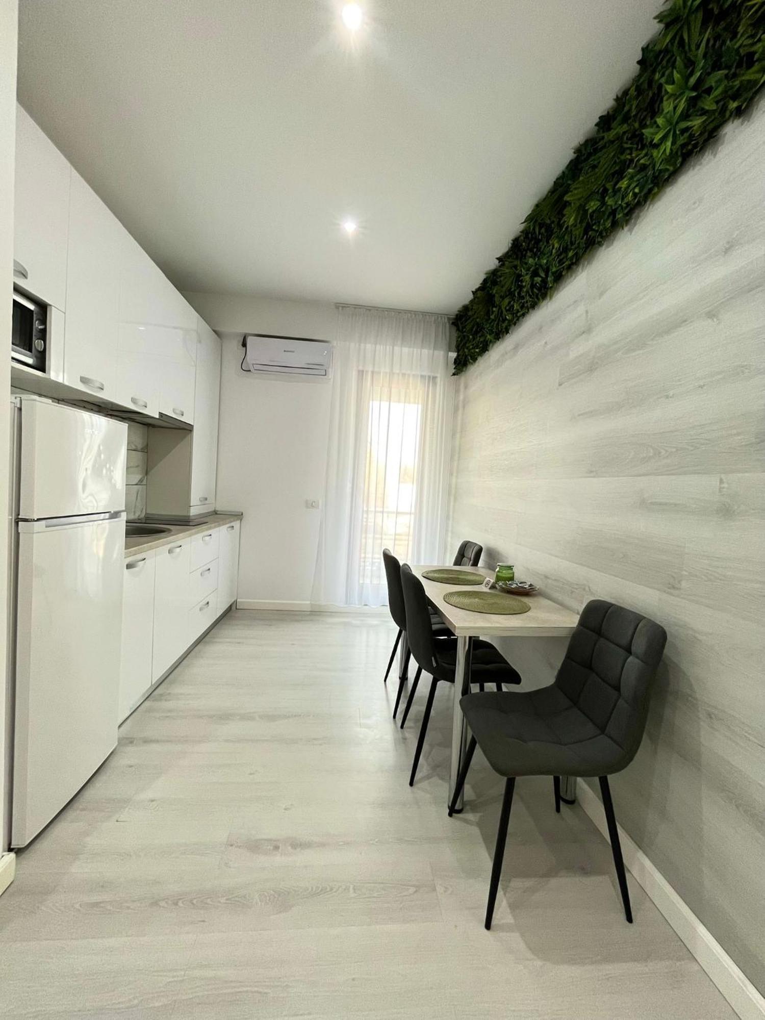 Roapart- Sunset Dream Apartament 2 Dormitoare Vedere Lac Si Parcare Mamaia Kültér fotó